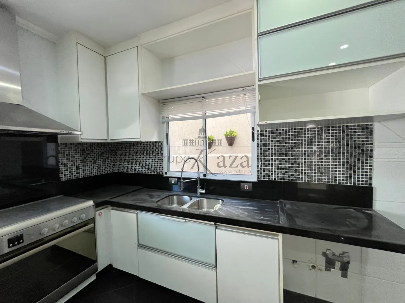 Foto 15 de Casa Condomínio em Vila Zezé, Jacareí - imagem 15