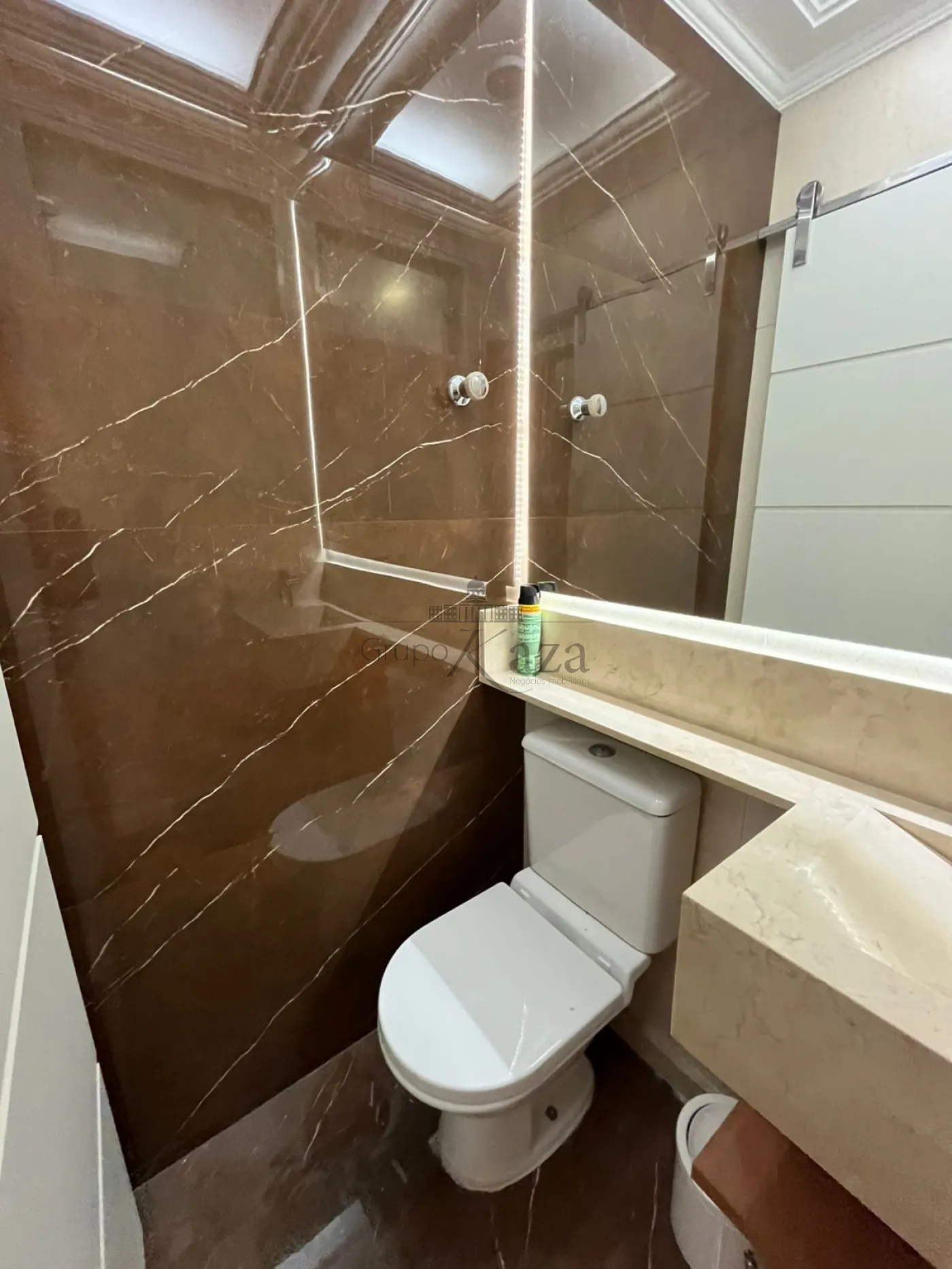 Foto 17 de Casa Condomínio em Vila Zezé, Jacareí - imagem 17