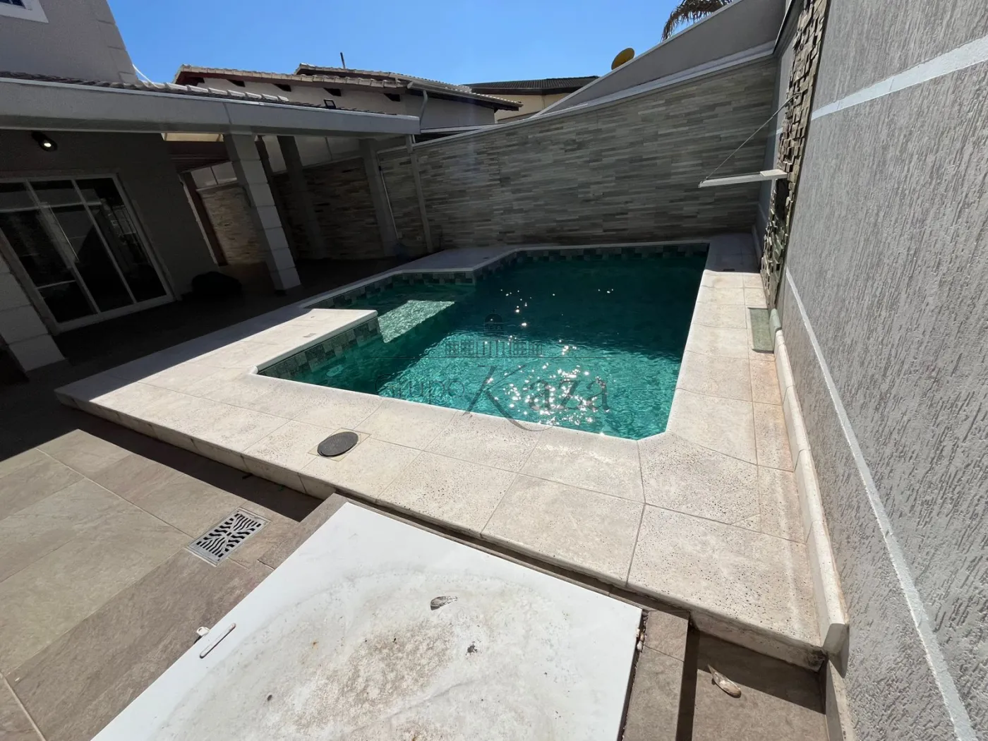 Foto 3 de Casa Condomínio em Vila Zezé, Jacareí - imagem 3