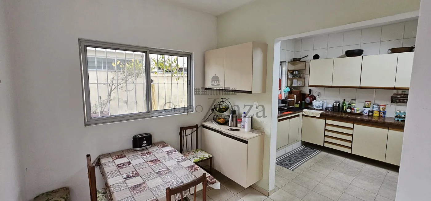 Foto 2 de Casa Comercial  Residencial em Vila Betânia, São José dos Campos - imagem 2
