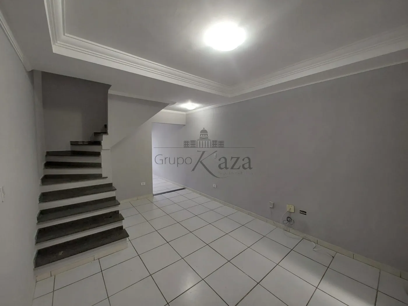 Foto 3 de Casa Condomínio em Jardim Jacinto, Jacareí - imagem 3