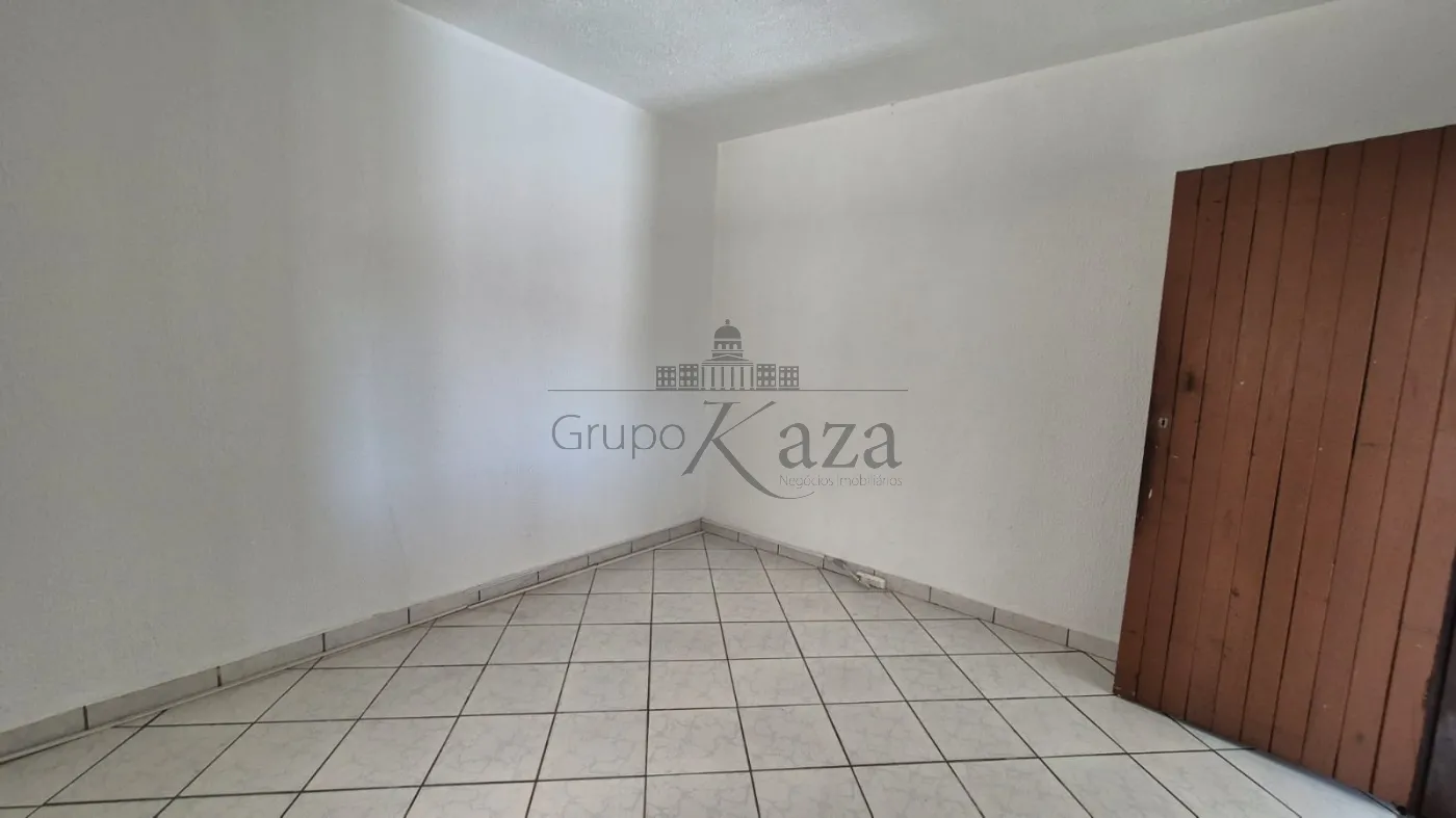 Foto 6 de Comercial Casa em Vila Pinheiro, Jacareí - imagem 6