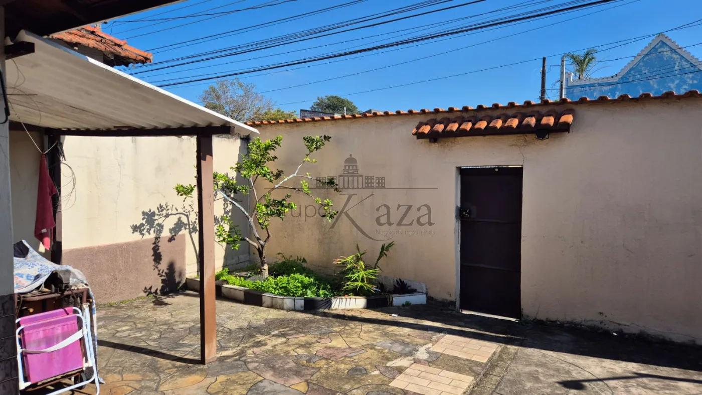 Foto 17 de Comercial Casa em Vila Pinheiro, Jacareí - imagem 17