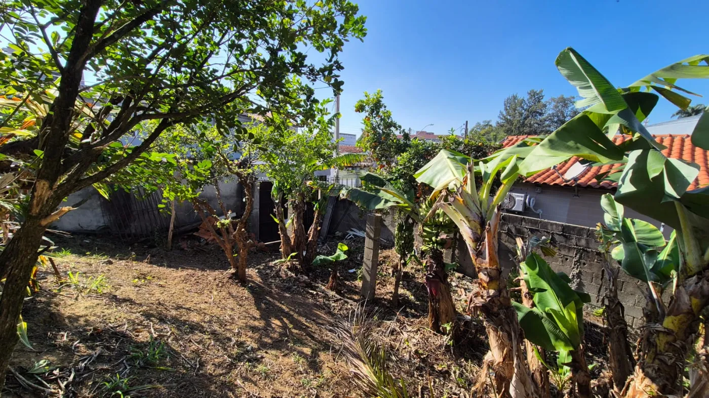 Foto 2 de Terreno Padrão em Vila Pinheiro, Jacareí - imagem 2