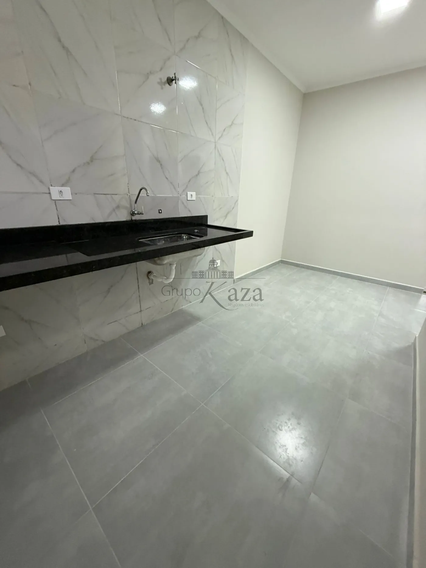 Foto 4 de Casa Padrão em Jardim Minas Gerais, São José dos Campos - imagem 4