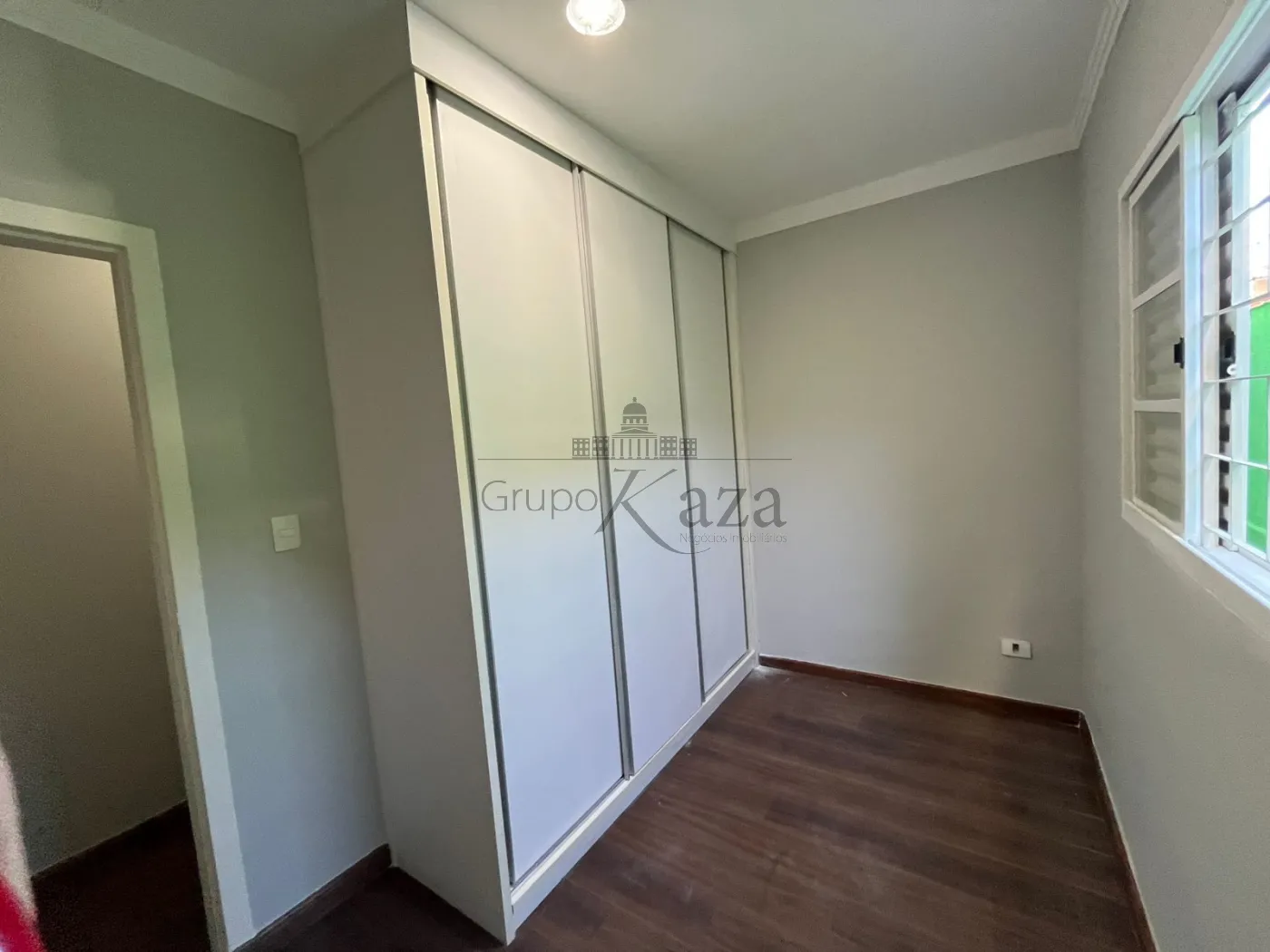 Foto 9 de Casa Padrão em Jardim das Cerejeiras, São José dos Campos - imagem 9