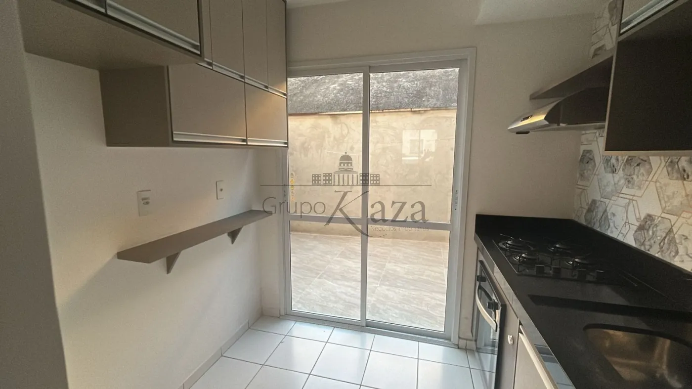 Foto 2 de Casa Condomínio em Jardim Colonia, Jacareí - imagem 2