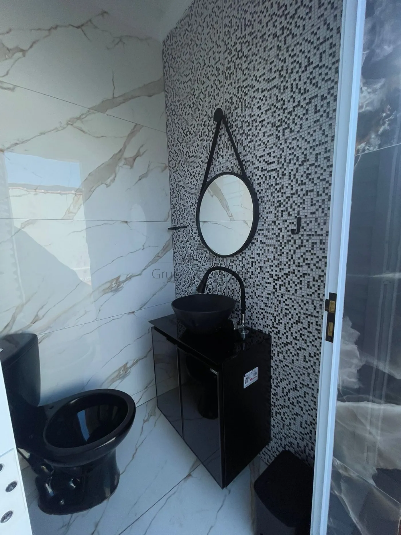 Foto 10 de Casa Padrão em Residencial União, São José dos Campos - imagem 10