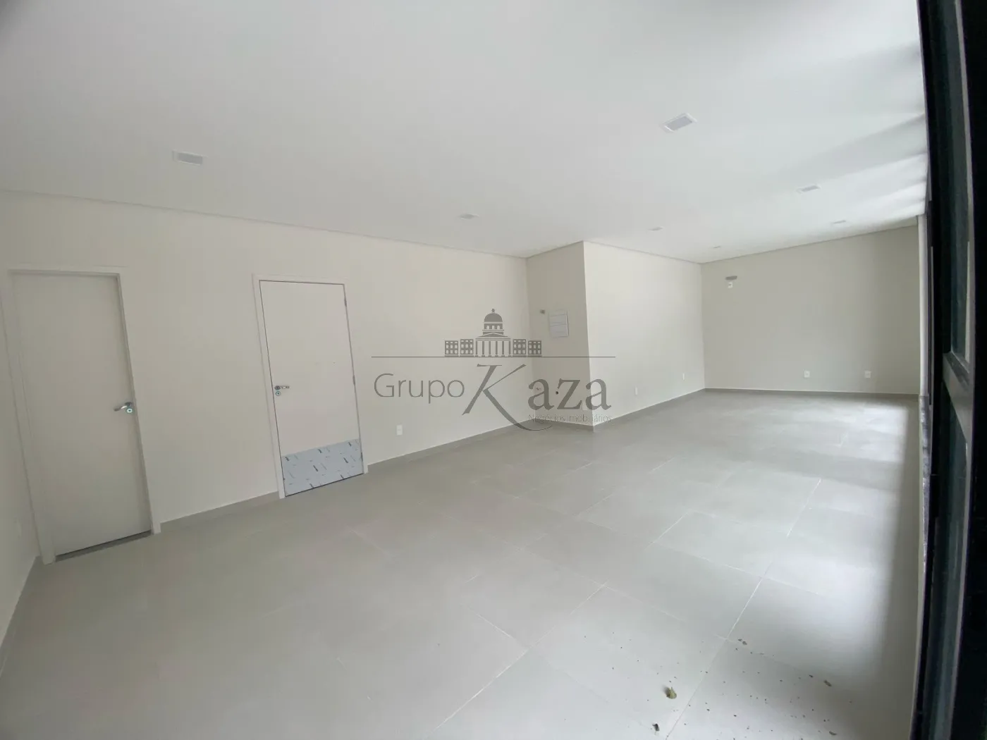Foto 2 de Comercial Loja em condomínio comercial em Parque Industrial, São José dos Campos - imagem 2