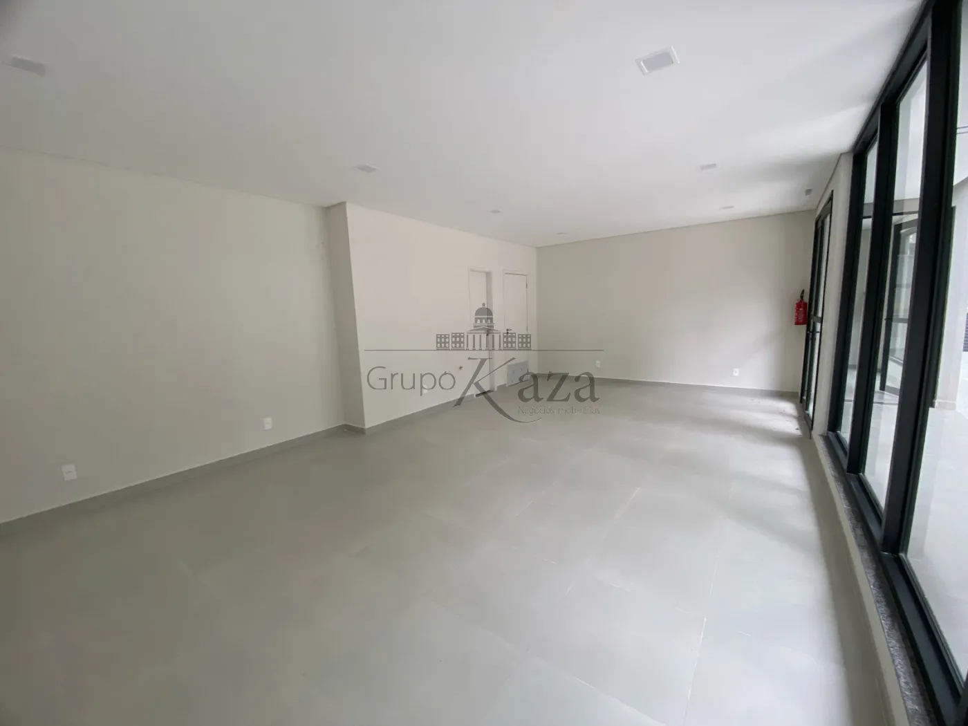 Foto 2 de Comercial Loja em condomínio comercial em Parque Industrial, São José dos Campos - imagem 2