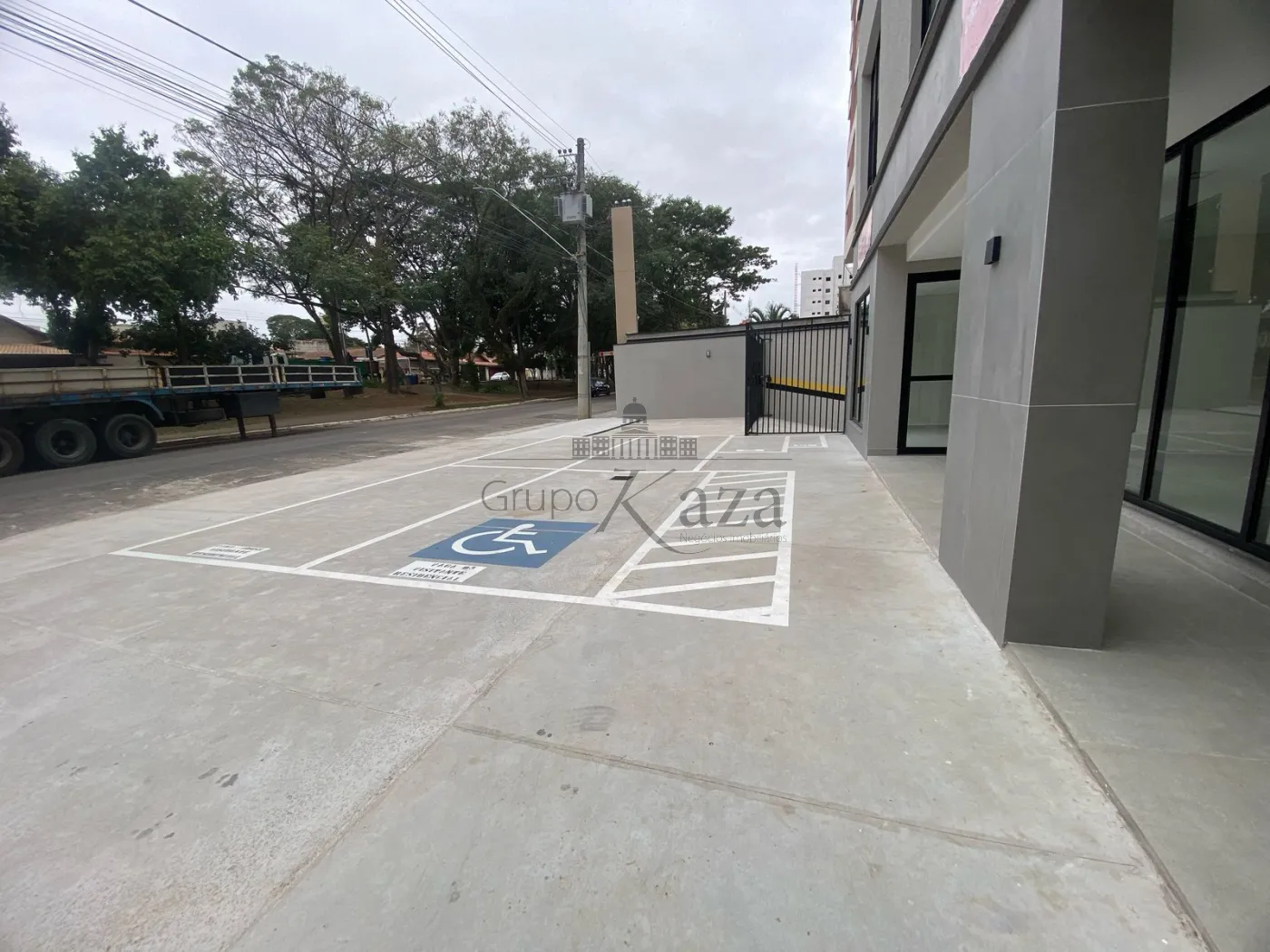 Foto 8 de Comercial Loja em condomínio comercial em Parque Industrial, São José dos Campos - imagem 8