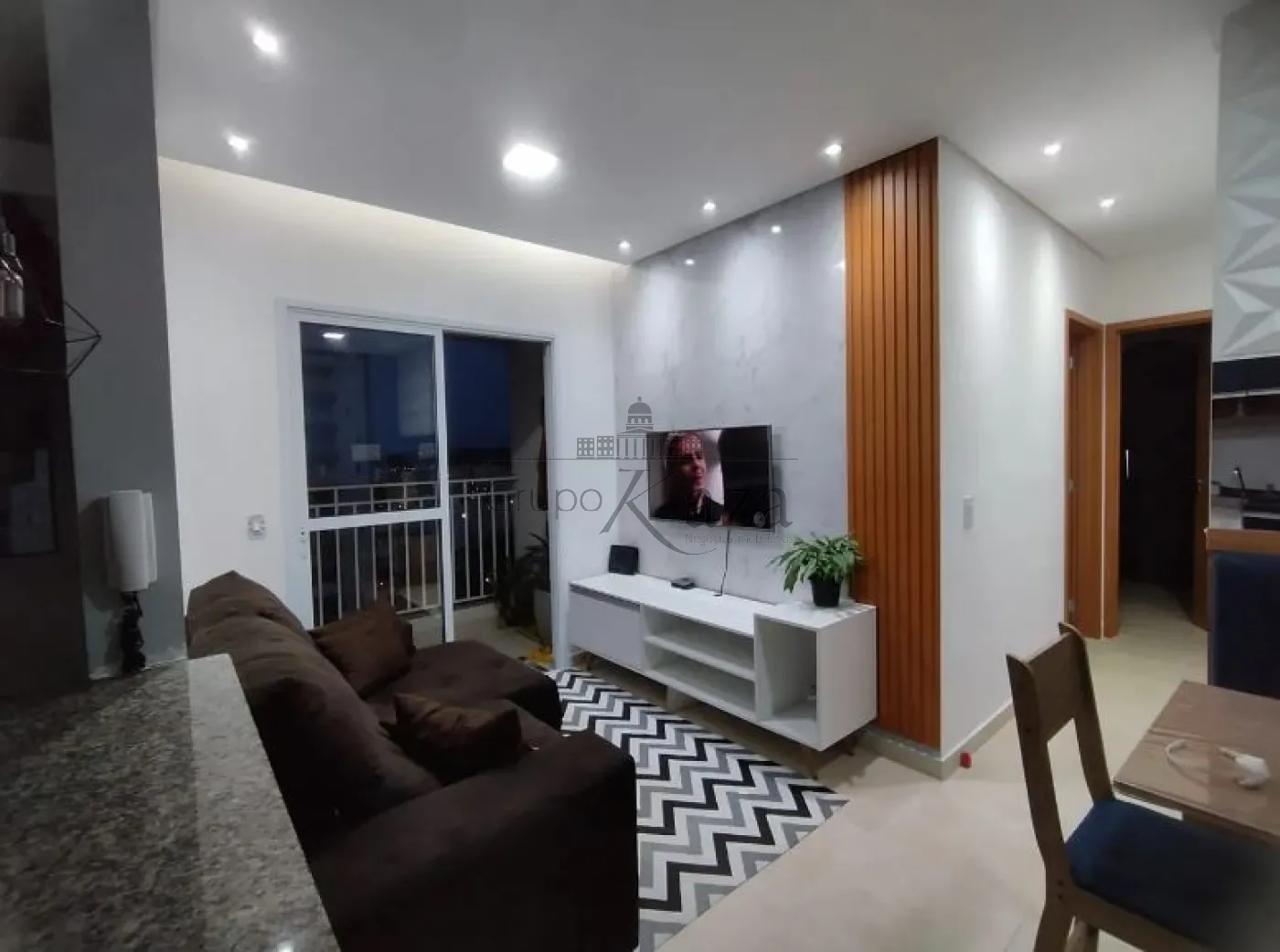 Foto 1 de Apartamento Padrão em Parque Santo Antônio, Jacareí - imagem 1