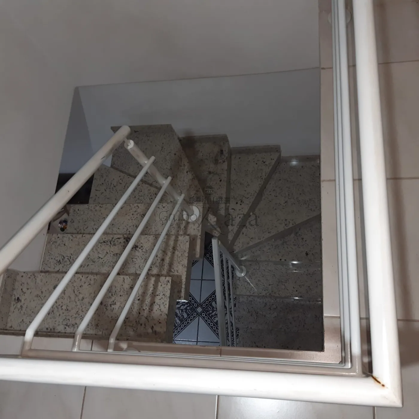 Foto 11 de Casa Sobrado em Jardim Santa Maria, Jacareí - imagem 11