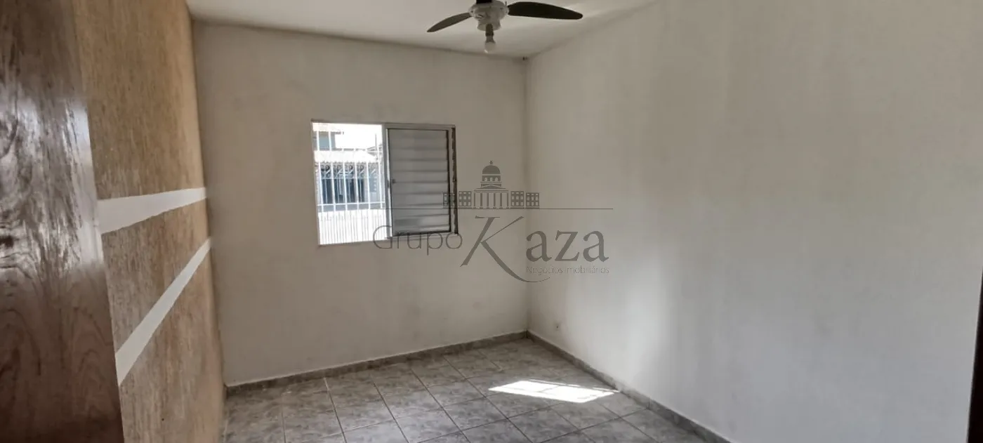 Foto 3 de Casa Padrão em Jardim Santa Maria, Jacareí - imagem 3