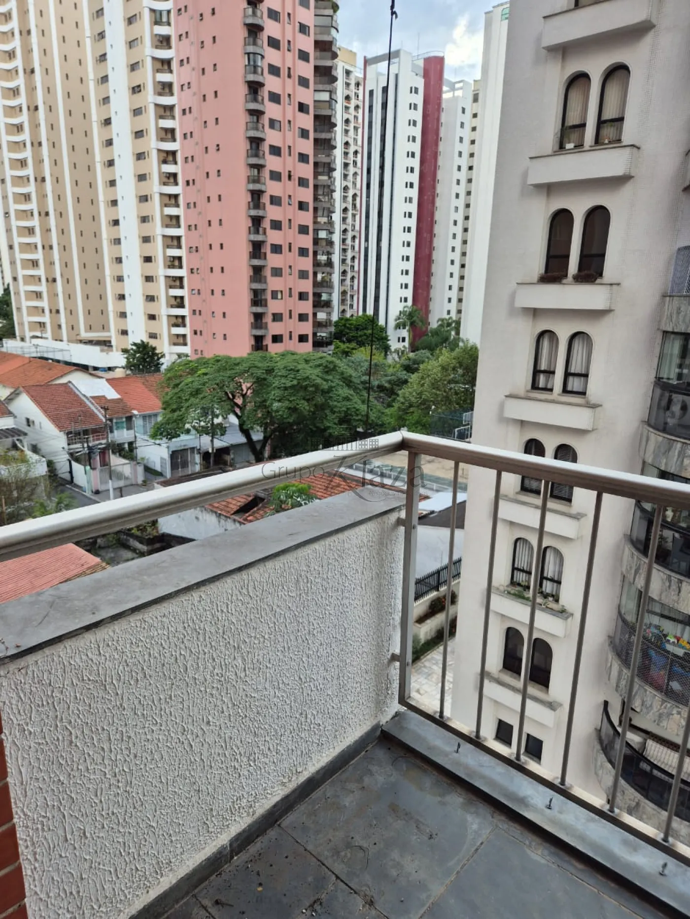 Foto 3 de Apartamento Padrão em Moema, São Paulo - imagem 3