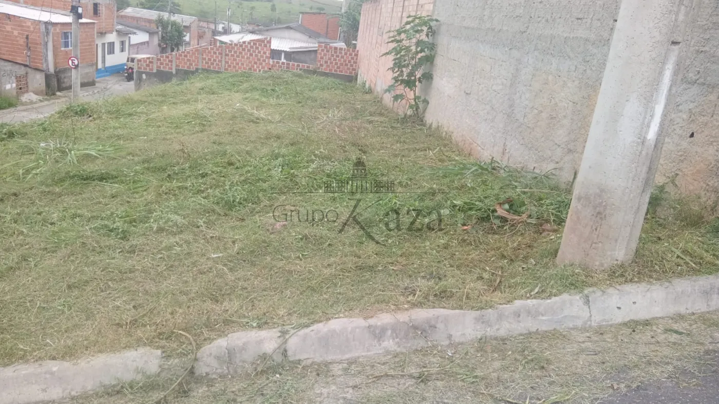 Foto 1 de Terreno Padrão em Recanto dos Eucalíptos, São José dos Campos - imagem 1