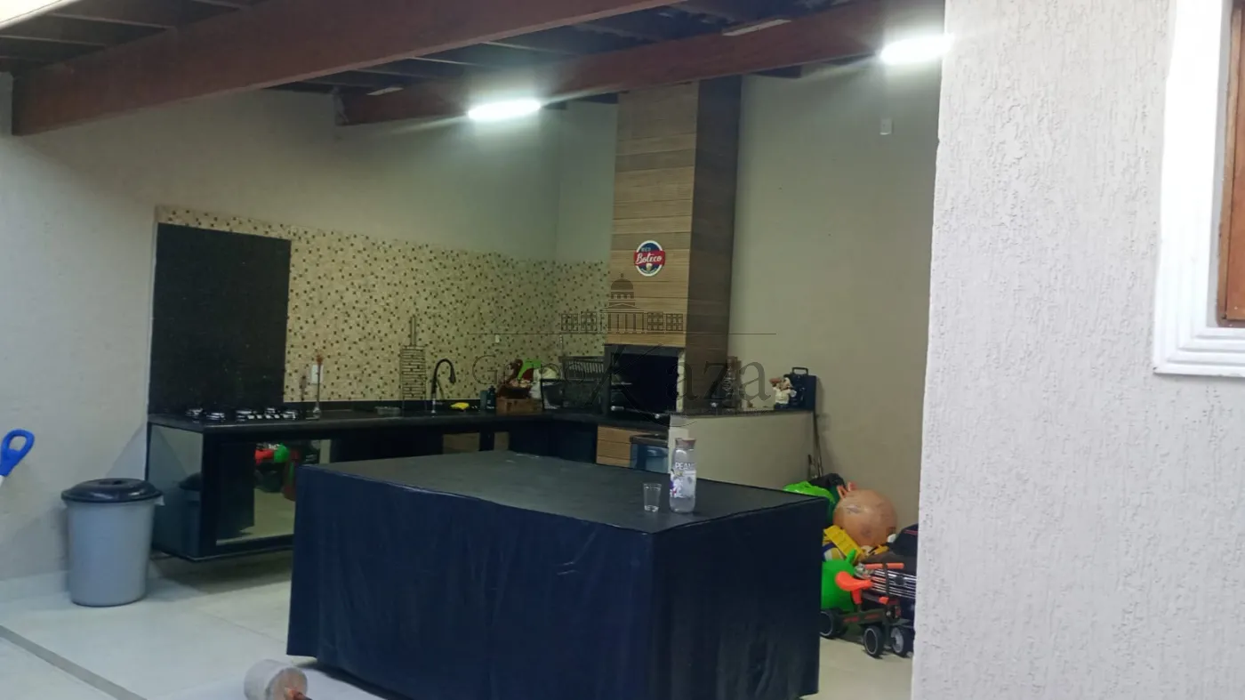 Foto 7 de Casa Padrão em Jardim Santa Júlia, São José dos Campos - imagem 7