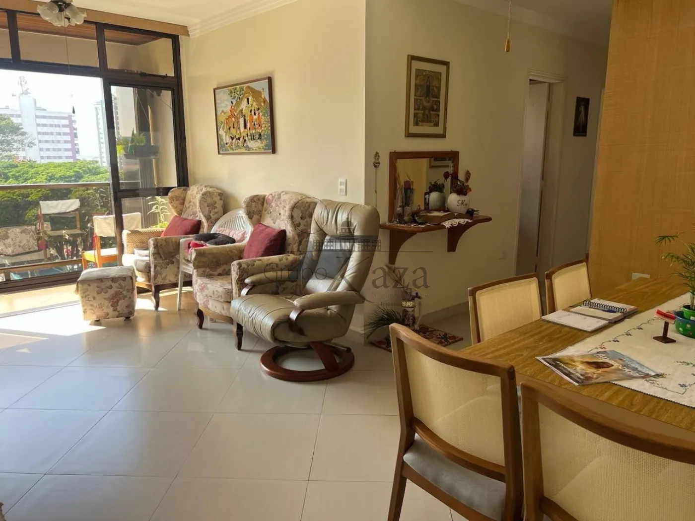 Foto 1 de Apartamento Padrão em Centro, São José dos Campos - imagem 1