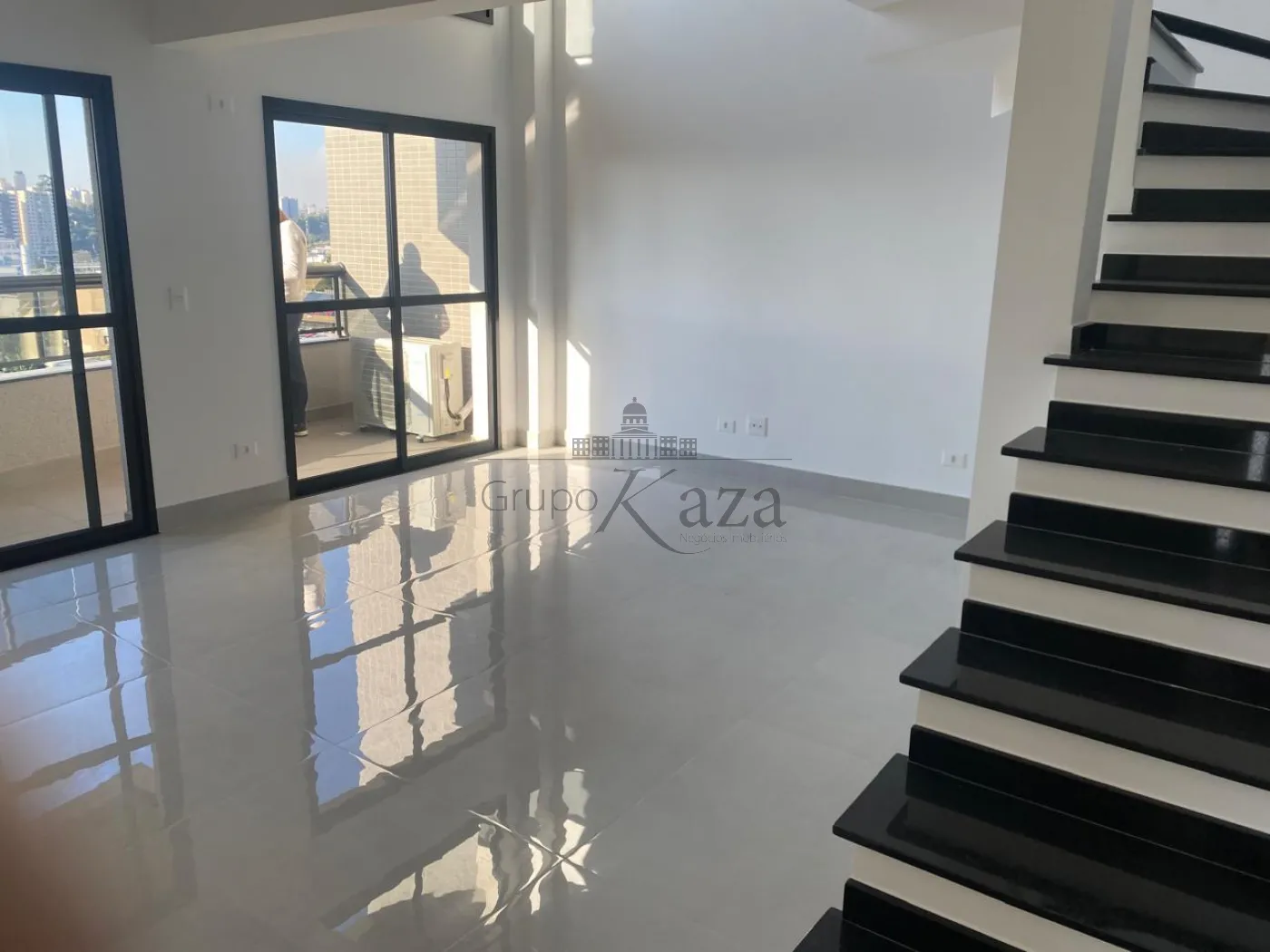 Foto 8 de Apartamento Duplex em Parque Residencial Aquarius, São José dos Campos - imagem 8