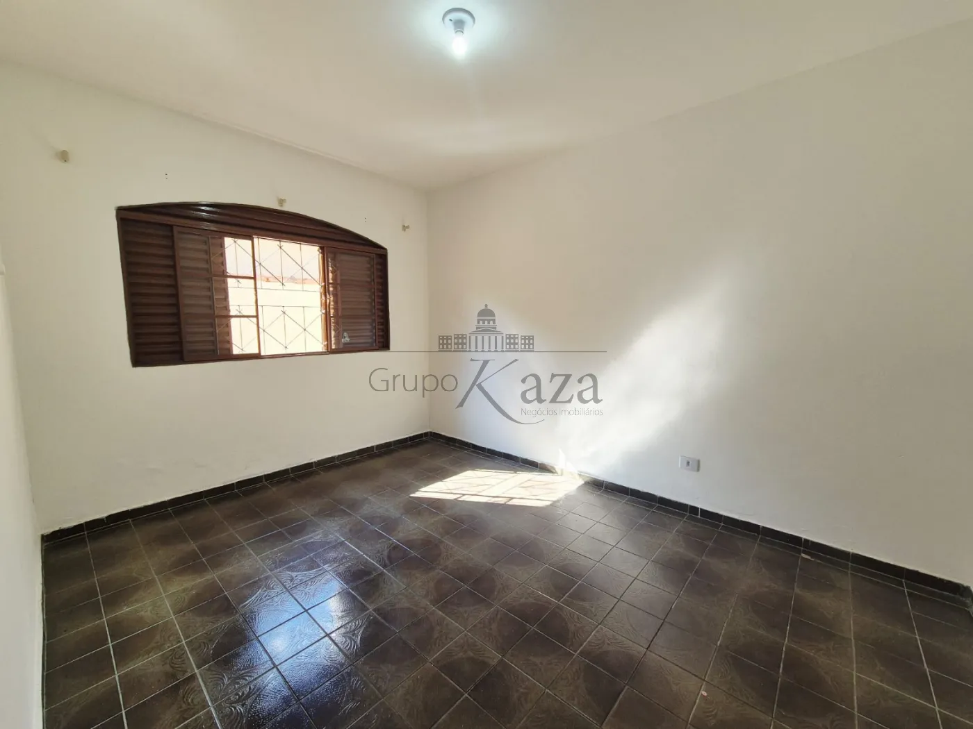 Foto 12 de Casa Térrea em Parque Martim Cererê, São José dos Campos - imagem 12