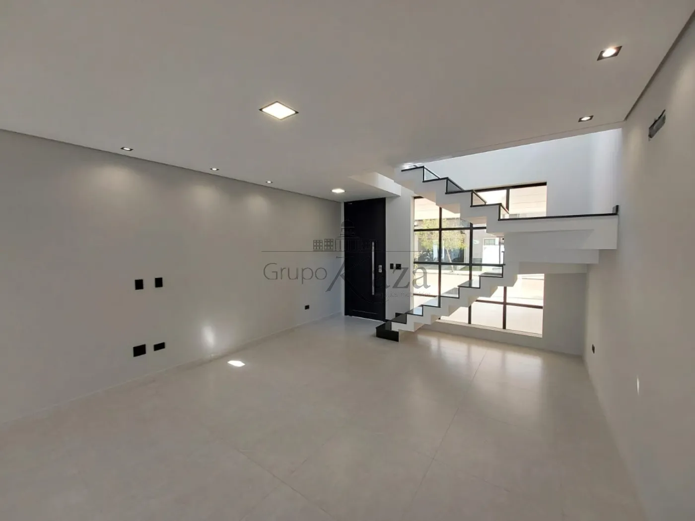Foto 2 de Casa Condomínio em Jardim Jacinto, Jacareí - imagem 2