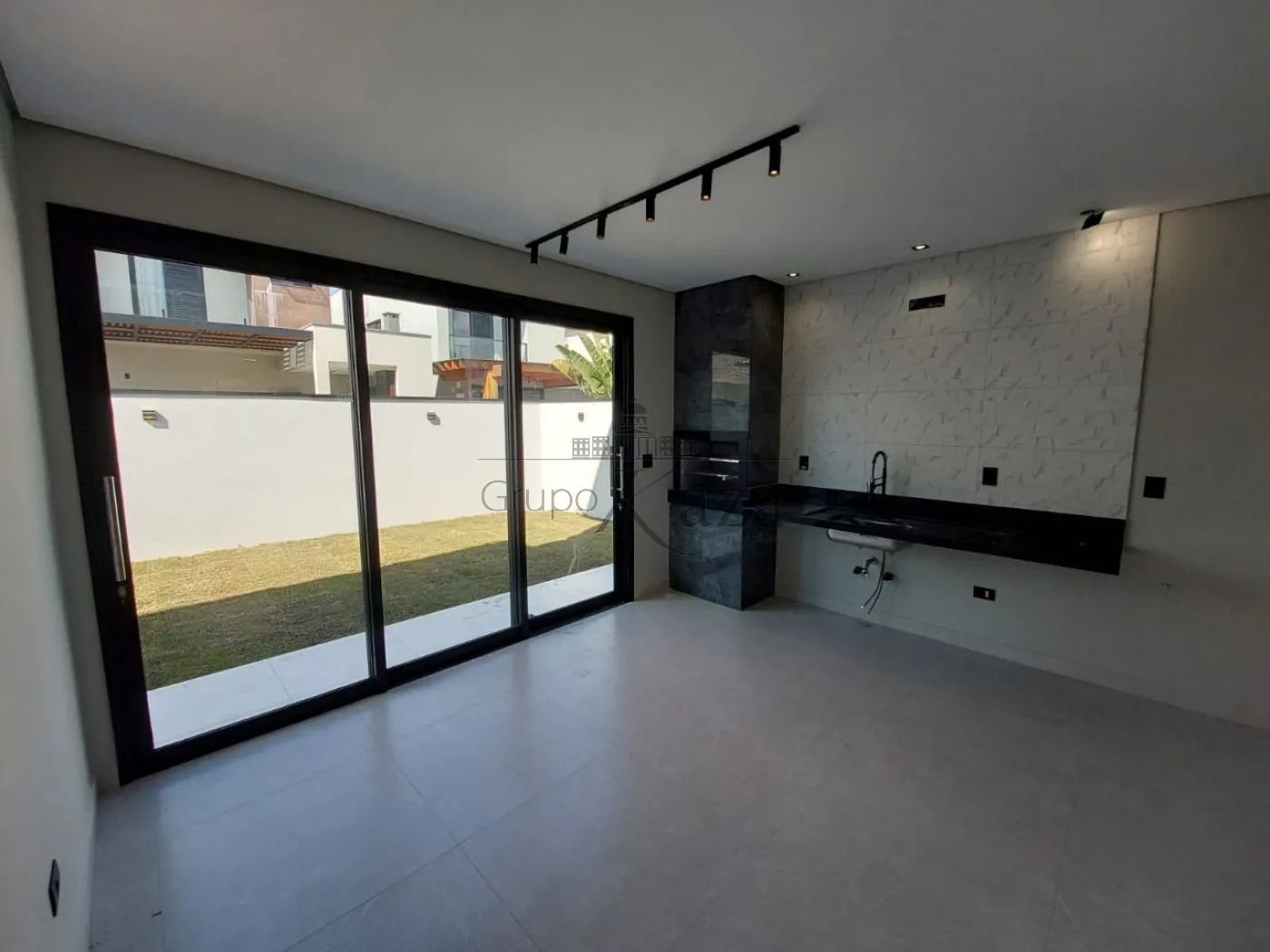 Foto 6 de Casa Condomínio em Jardim Jacinto, Jacareí - imagem 6