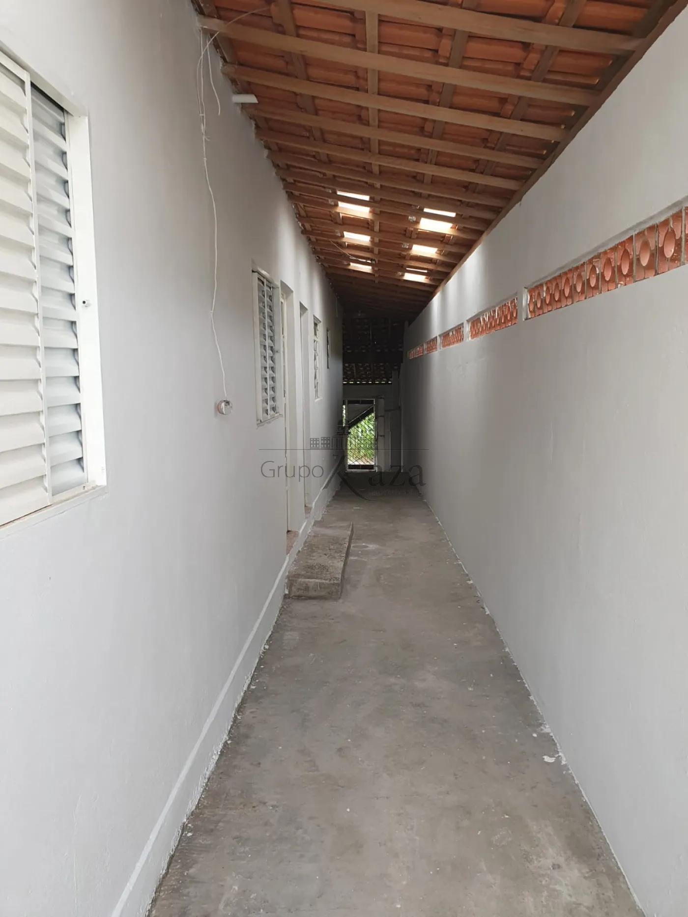Foto 9 de Casa Padrão em Jardim Itapoã, São José dos Campos - imagem 9