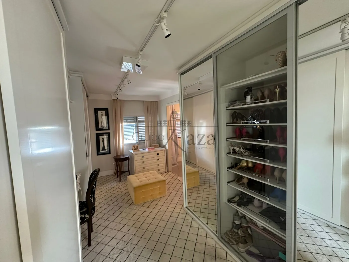 Foto 15 de Apartamento Padrão em Vila Adyana, São José dos Campos - imagem 15