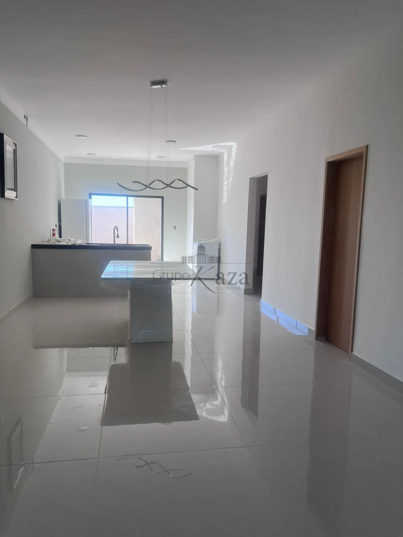 Foto 3 de Comercial Condomínio em Vila Galvão, Caçapava - imagem 3 Foto 3 de Comercial Condomínio em Vila Galvão, Caçapava - imagem 3