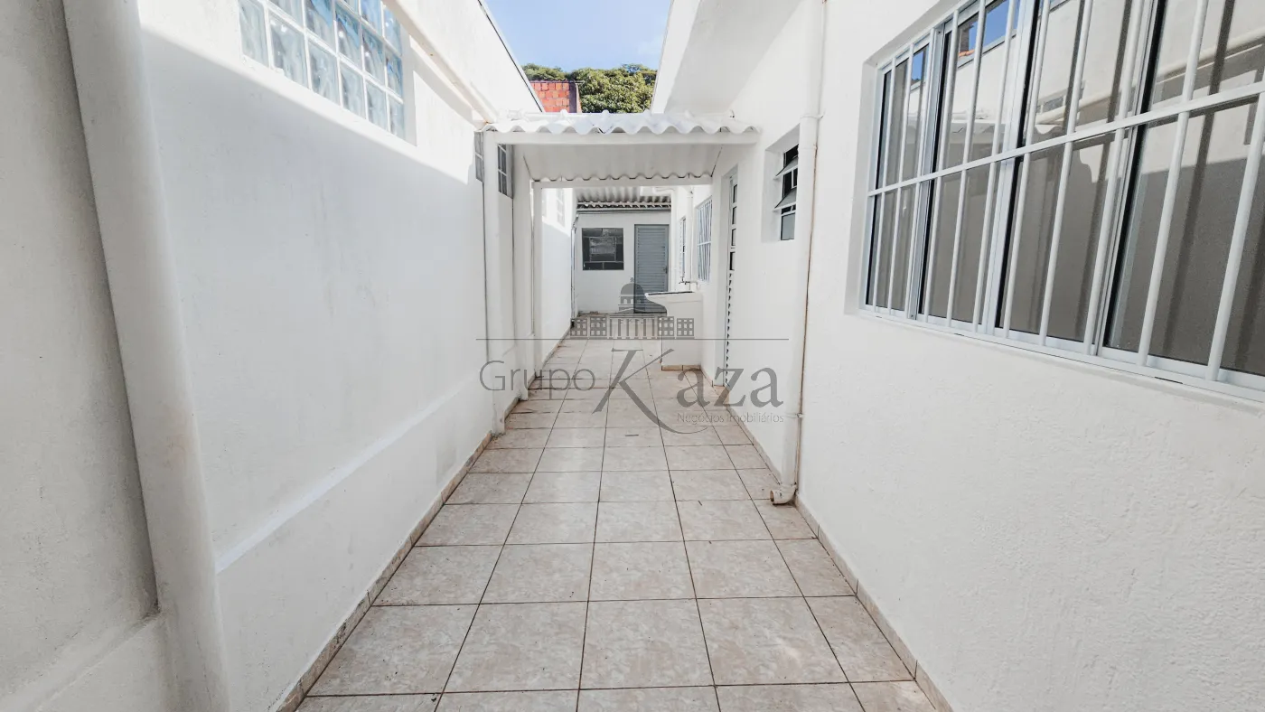 Foto 17 de Casa Padrão em Cidade Morumbi, São José dos Campos - imagem 17