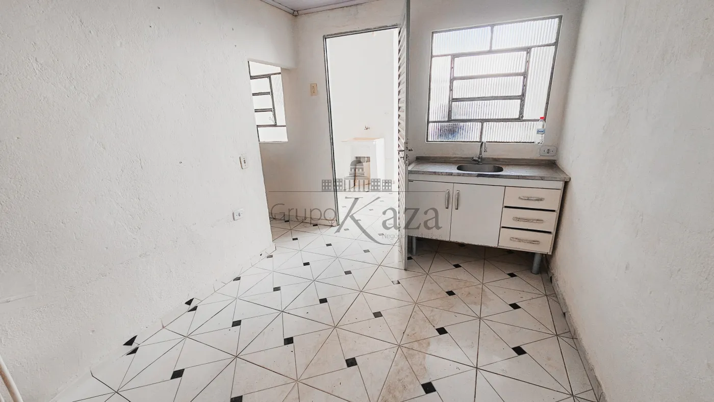 Foto 9 de Casa Padrão em Cidade Morumbi, São José dos Campos - imagem 9