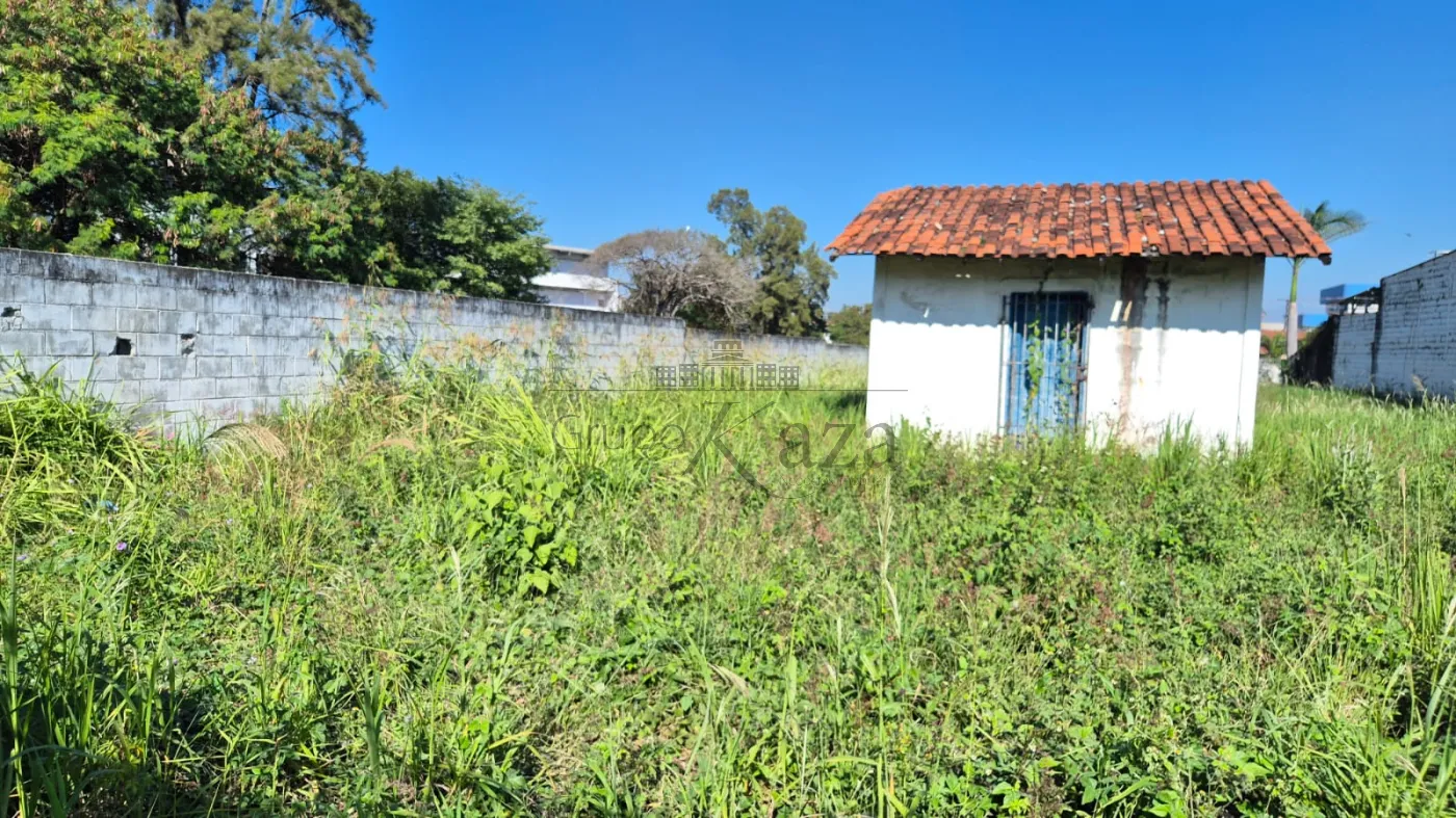 Foto 1 de Terreno Padrão em Vila Pinheiro, Jacareí - imagem 1