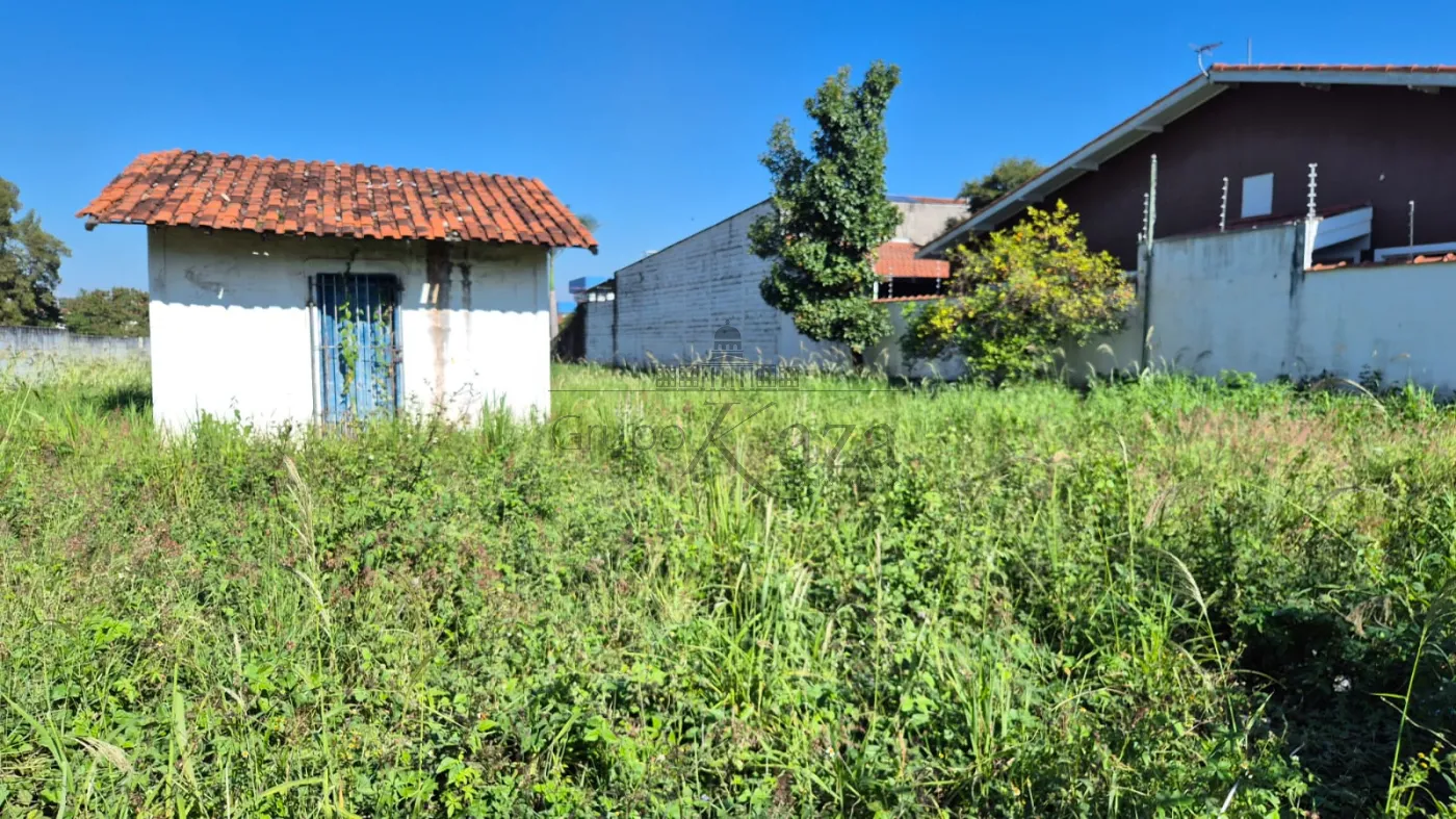 Foto 2 de Terreno Padrão em Vila Pinheiro, Jacareí - imagem 2