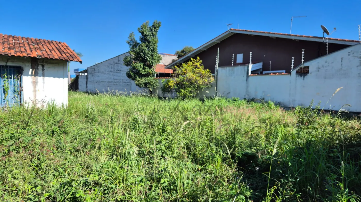 Foto 3 de Terreno Padrão em Vila Pinheiro, Jacareí - imagem 3