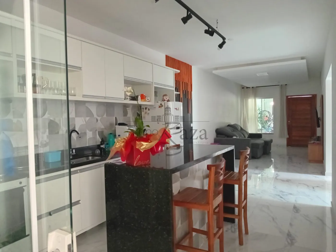 Foto 3 de Casa Padrão em Portal dos Pássaros, São José dos Campos - imagem 3