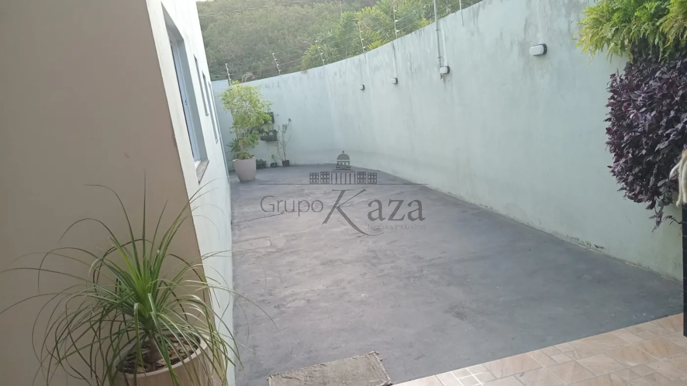 Foto 12 de Casa Padrão em Portal dos Pássaros, São José dos Campos - imagem 12