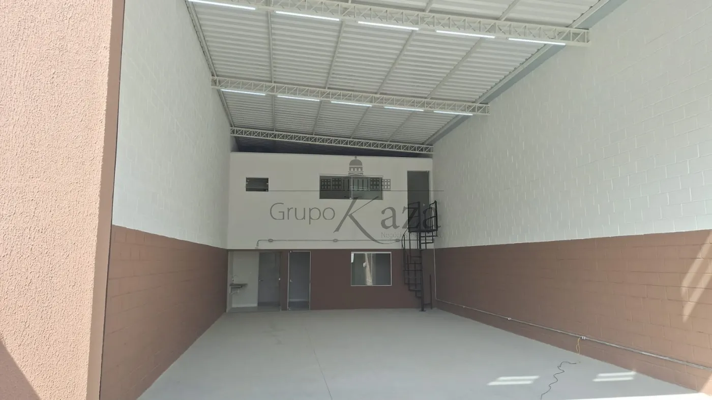 Foto 3 de Comercial Galpão em Residencial Parque dos Sinos, Jacareí - imagem 3