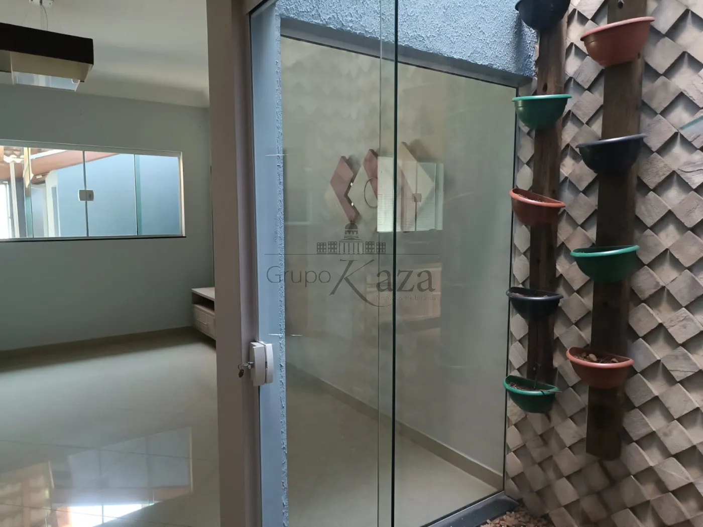 Foto 3 de Casa Padrão em Residencial Santa Paula, Jacareí - imagem 3
