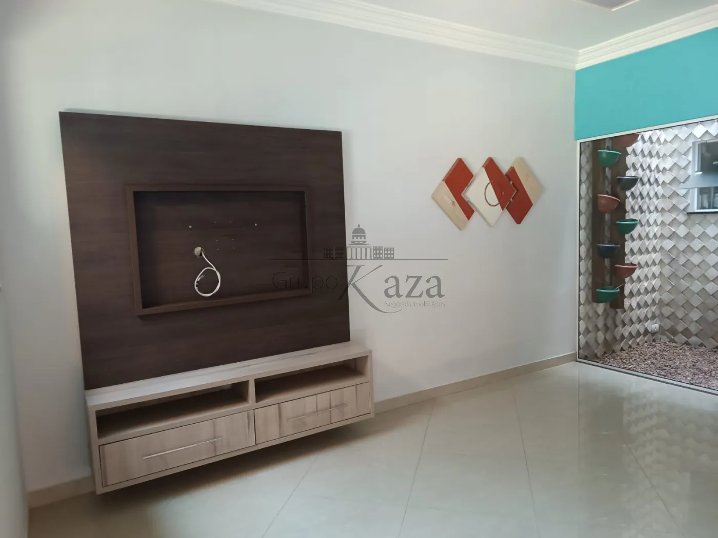 Foto 2 de Casa Padrão em Residencial Santa Paula, Jacareí - imagem 2