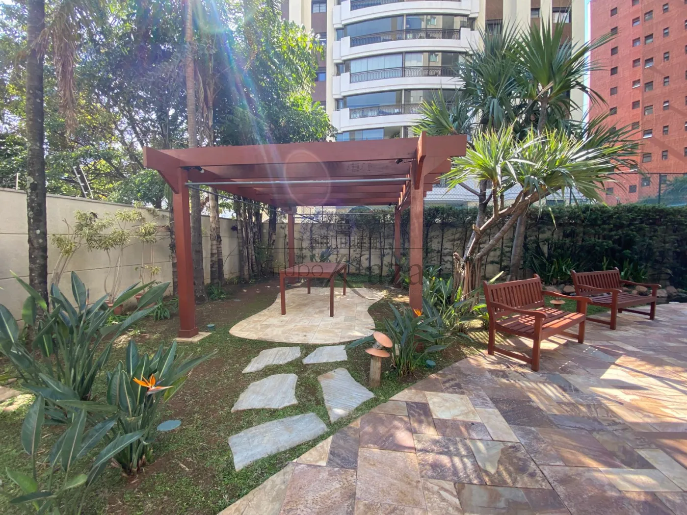 Foto 16 de Apartamento Studio em Vila Nova Conceição, São Paulo - imagem 16