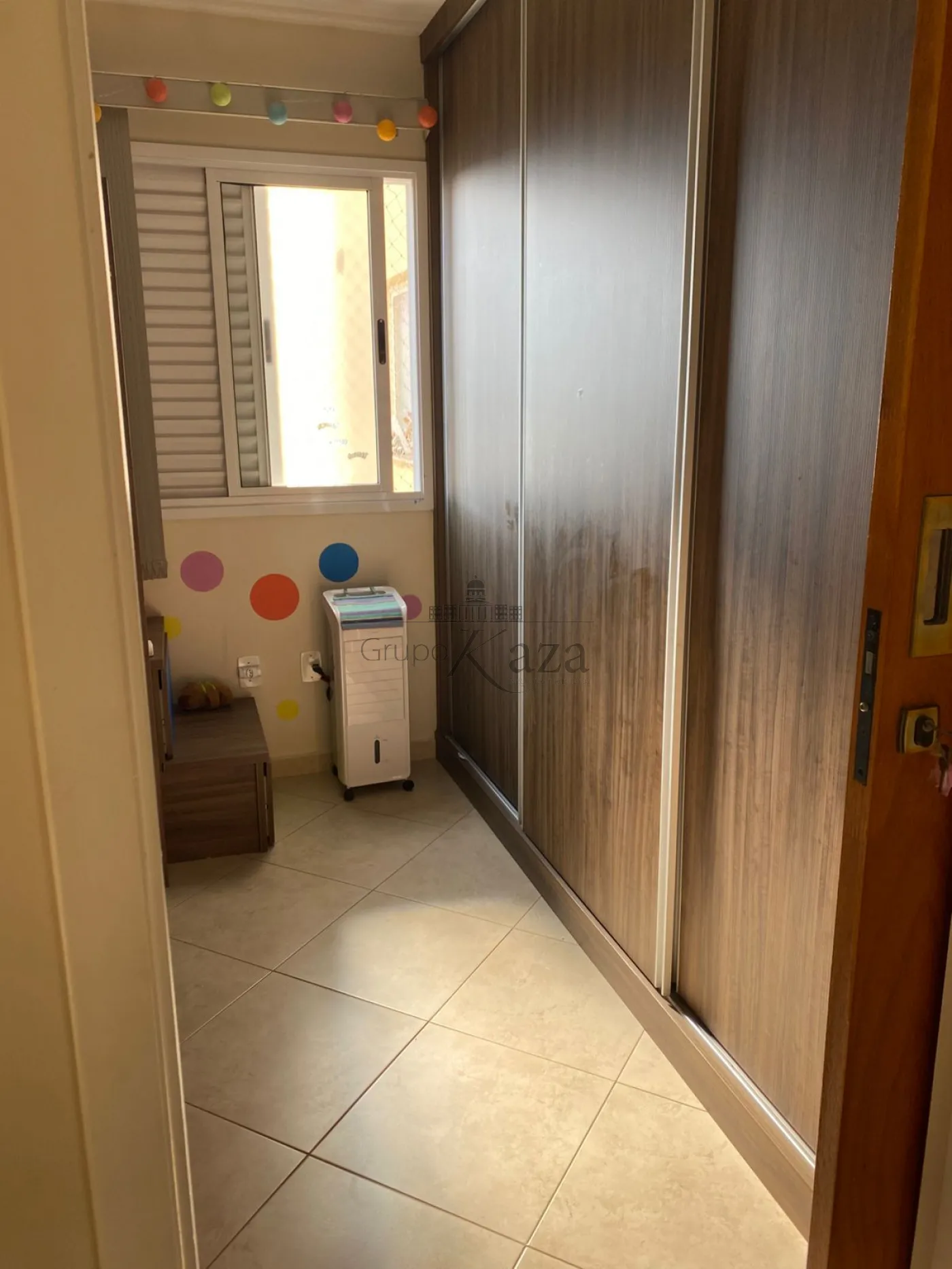 Foto 9 de Apartamento Padrão em Jardim das Colinas, São José dos Campos - imagem 9