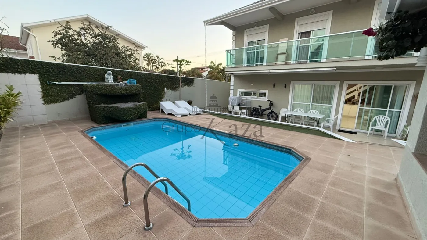 Foto 1 de Casa Condomínio em Jardim das Colinas, São José dos Campos - imagem 1 Foto 1 de Casa Condomínio em Jardim das Colinas, São José dos Campos - imagem 1