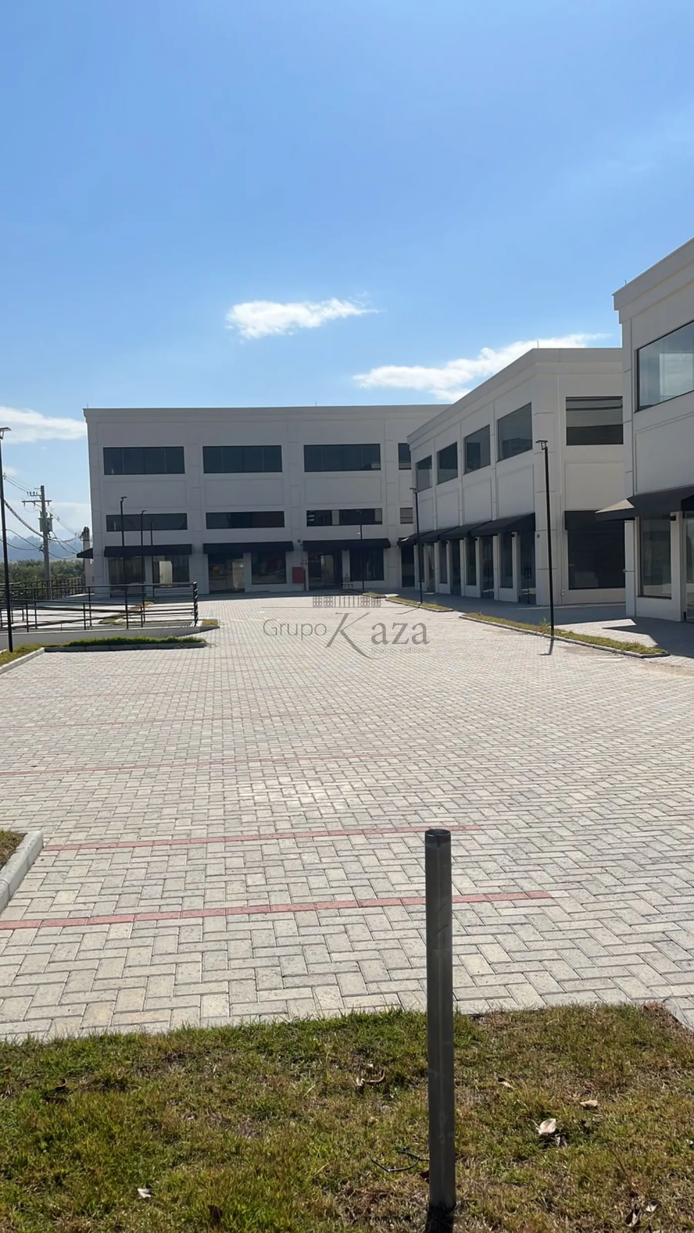 Foto 2 de Comercial Loja em condomínio comercial em Urbanova, São José dos Campos - imagem 2