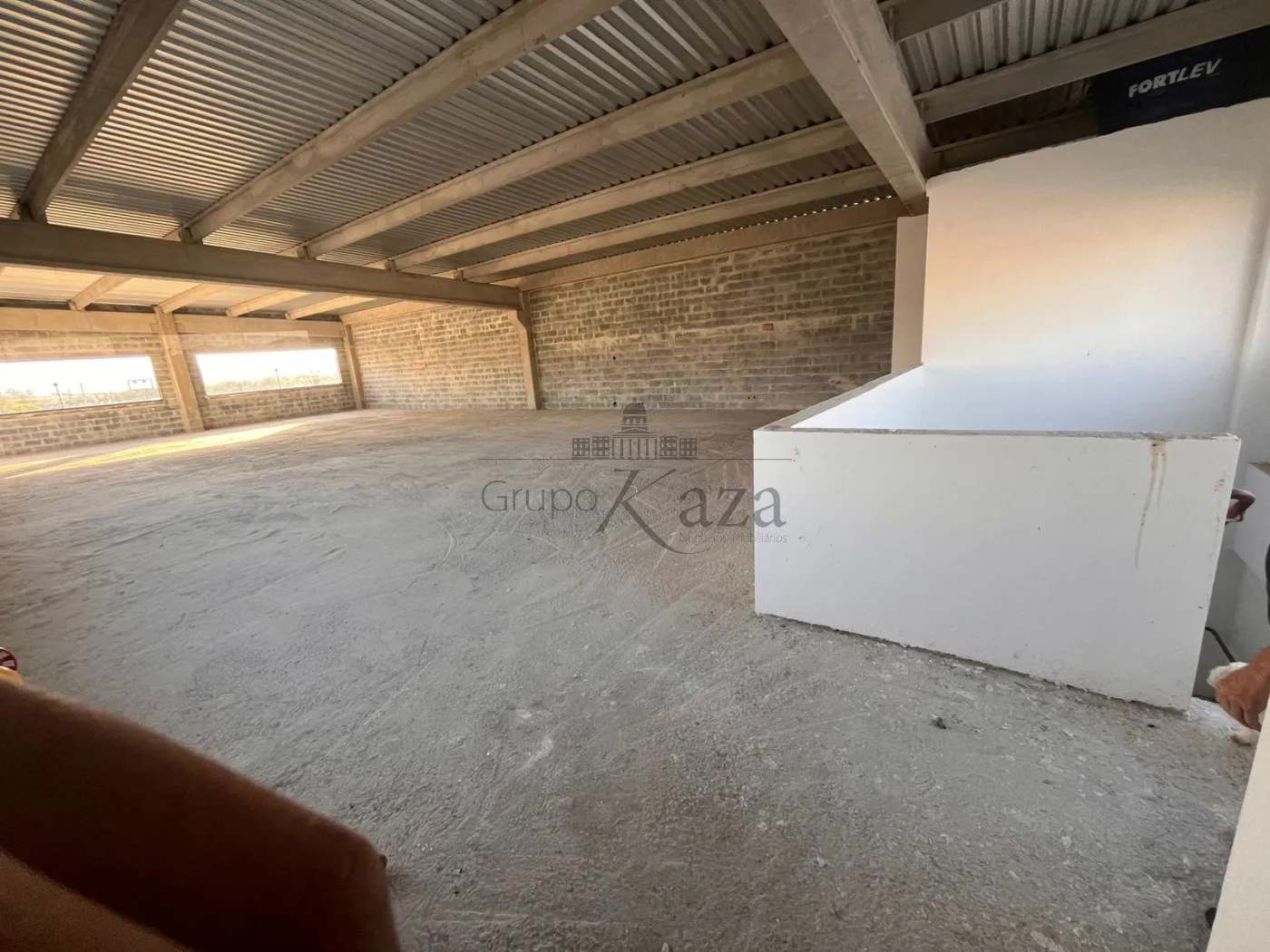 Foto 4 de Comercial Loja em condomínio comercial em Urbanova, São José dos Campos - imagem 4