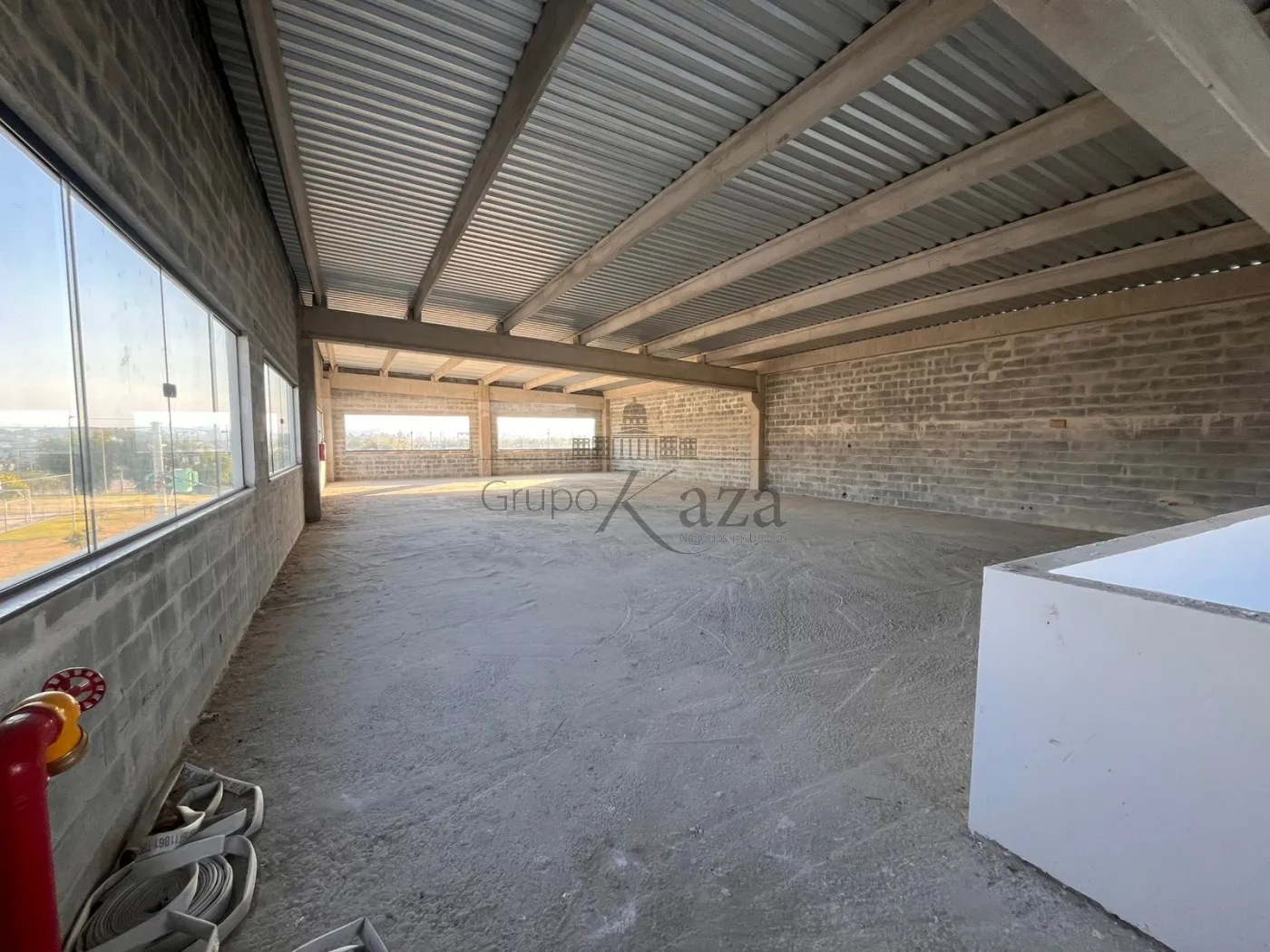 Foto 2 de Comercial Loja em condomínio comercial em Urbanova, São José dos Campos - imagem 2