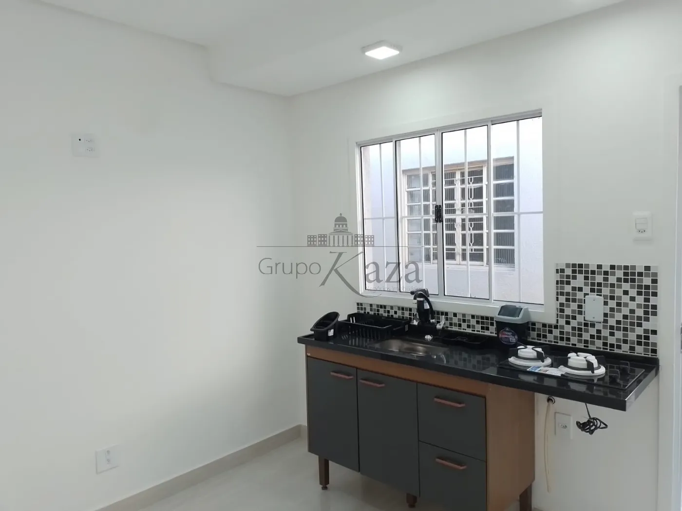 Foto 2 de Casa Kitnet em Bosque dos Eucaliptos, São José dos Campos - imagem 2