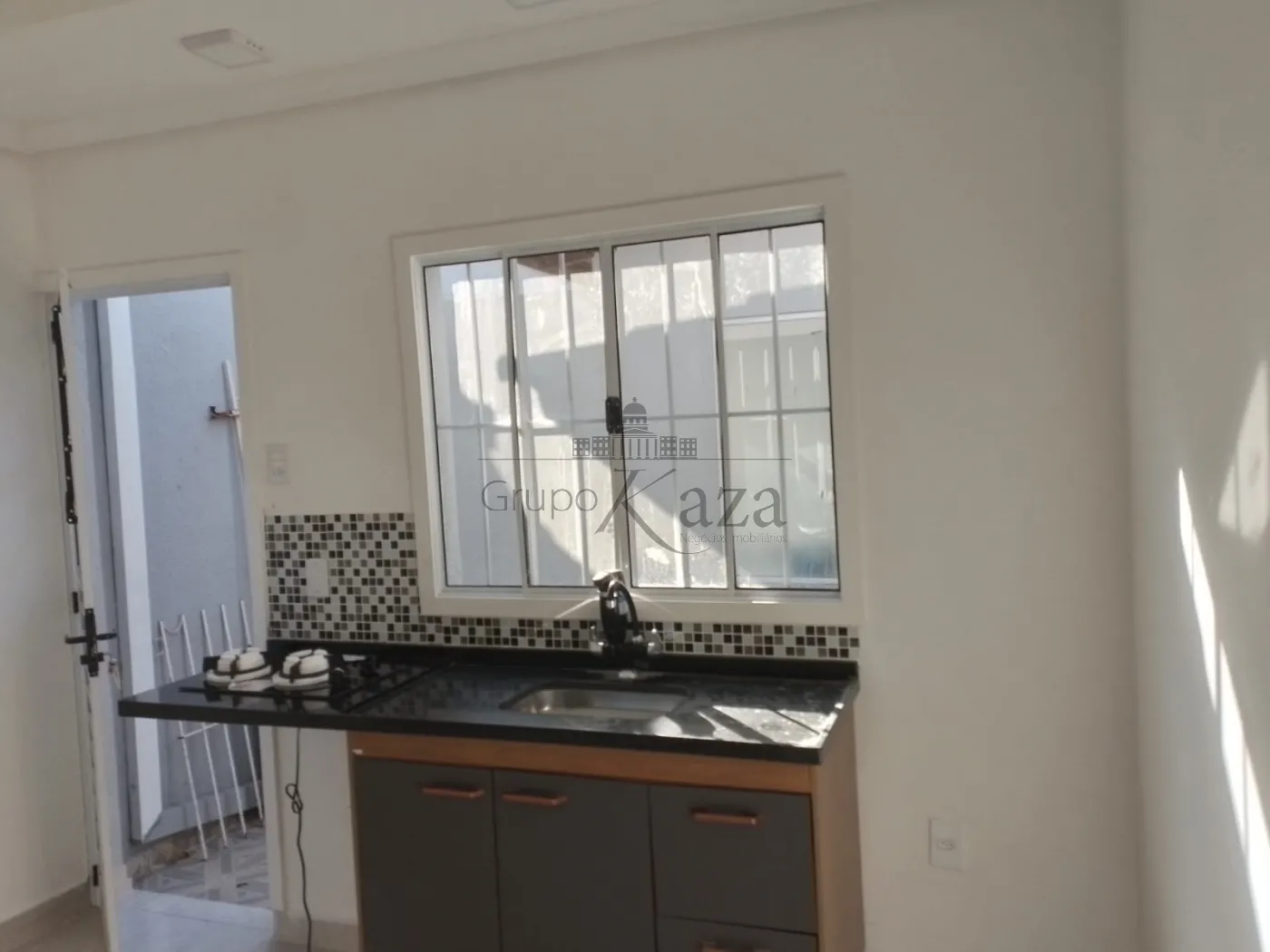 Foto 2 de Casa Kitnet em Bosque dos Eucaliptos, São José dos Campos - imagem 2