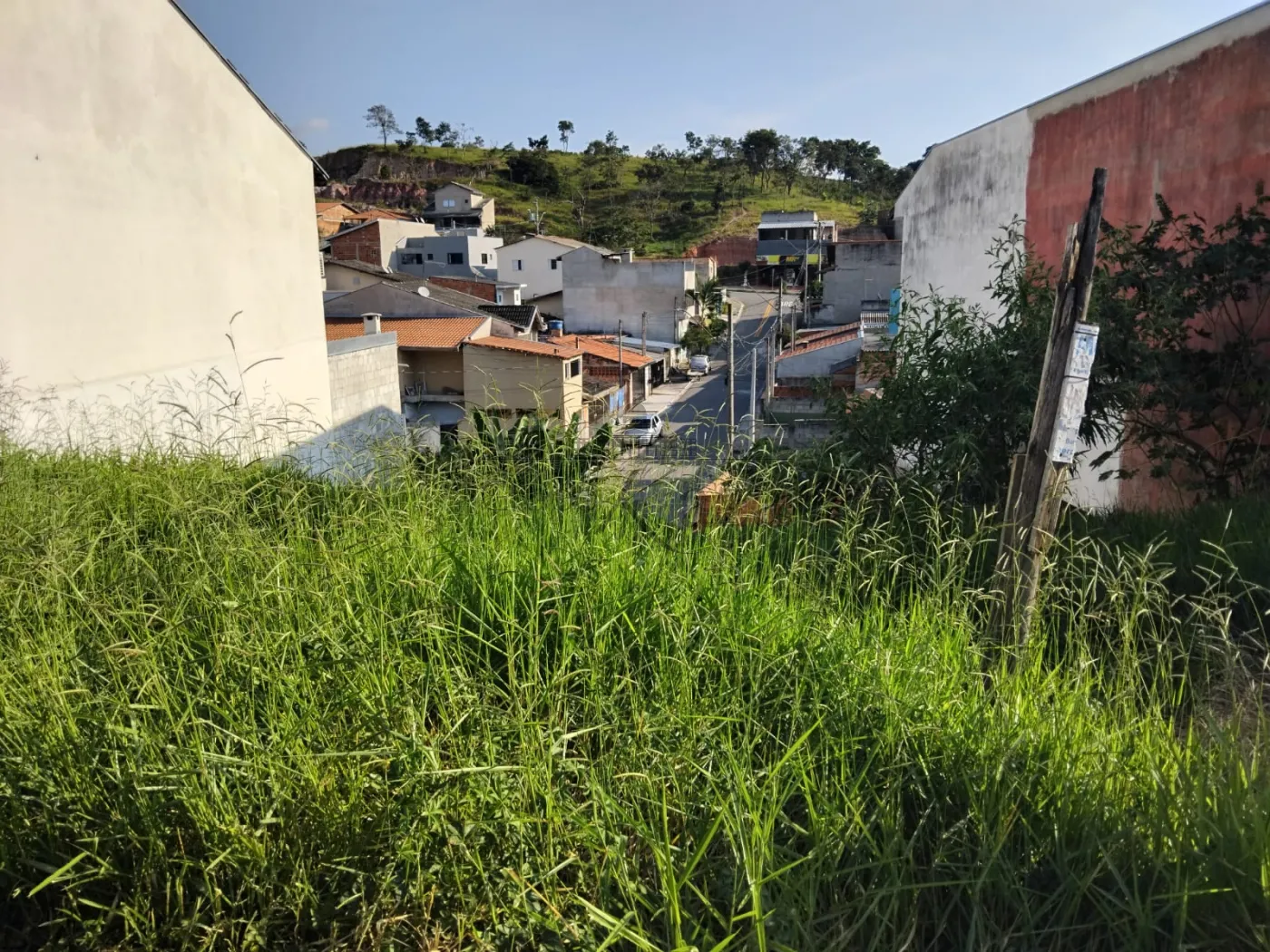 Foto 2 de Terreno Padrão em Jardim dos Bandeirantes, São José dos Campos - imagem 2