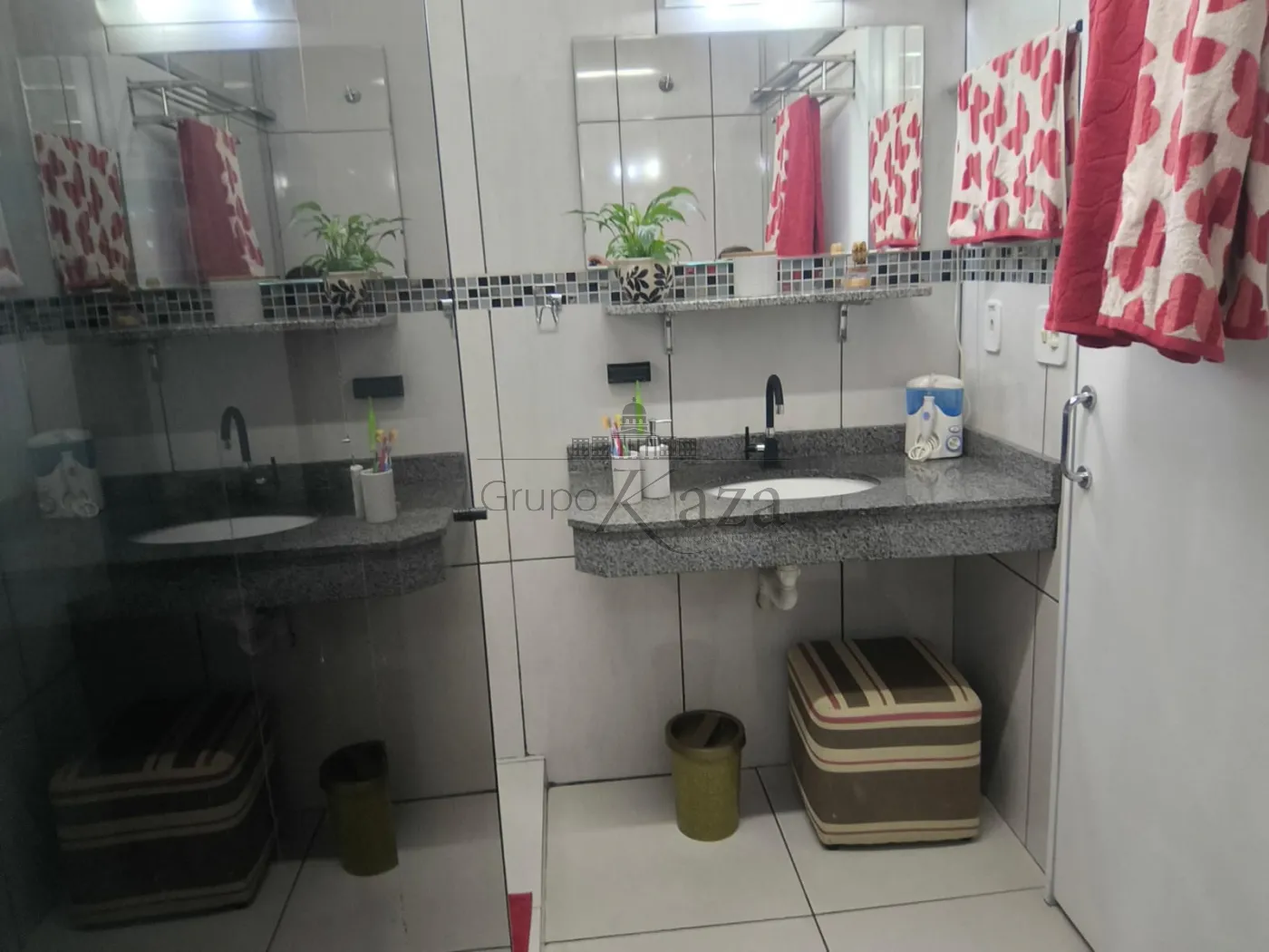 Foto 12 de Casa Térrea em Jardim Santa Maria, Jacareí - imagem 12