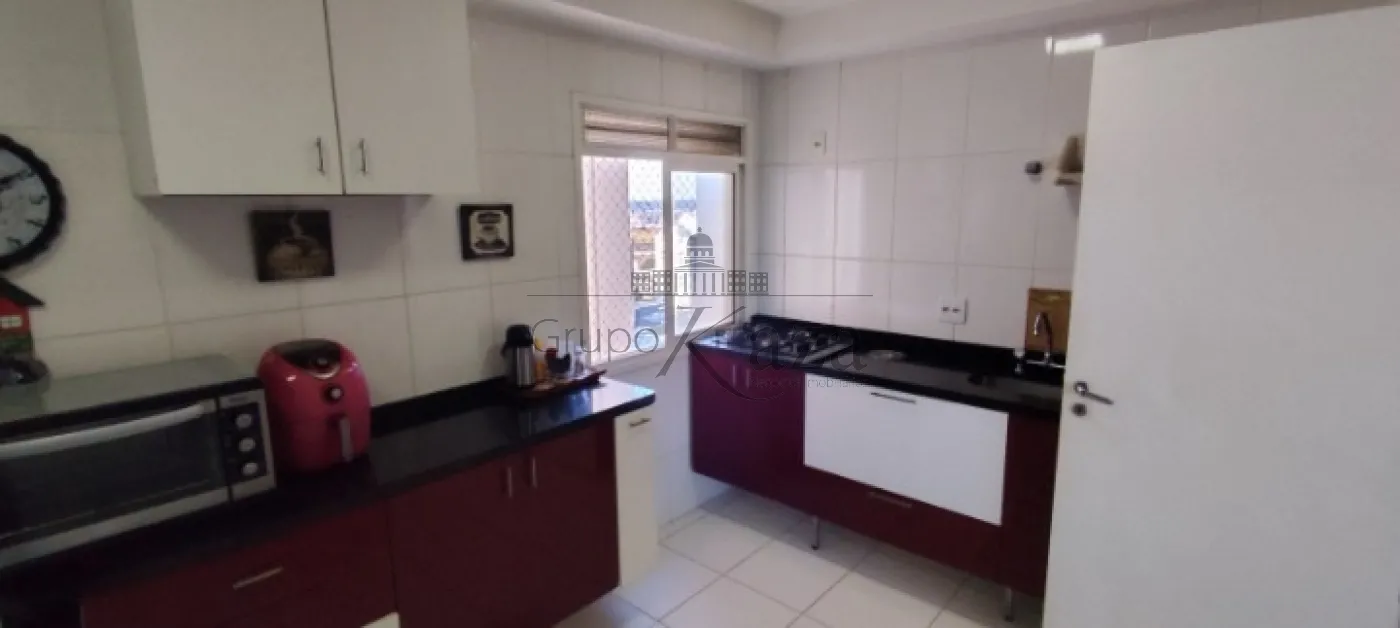 Foto 9 de Apartamento Padrão em Parque Residencial Aquarius, São José dos Campos - imagem 9